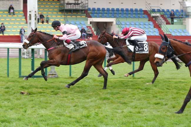Photo d'arrivée de la course pmu PRIX DES BENJAMINS à COMPIEGNE le Mercredi 1 avril 2026