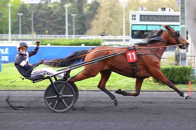 Photo d'arrivée de la course pmu PRIX EUKRATE à PARIS-VINCENNES le Vendredi 10 avril 2026