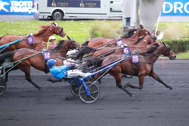 Photo d'arrivée de la course pmu PRIX DE LA LORRAINE à PARIS-VINCENNES le Samedi 11 avril 2026