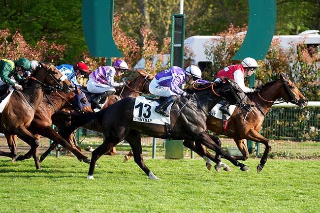 Photo d'arrivée de la course pmu PRIX DU BOURGET à CHANTILLY le Mardi 14 avril 2026