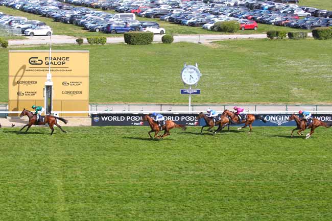 Photo d'arrivée de la course pmu PRIX GANAY WORLD POOL BY PMU à LONGCHAMP le Dimanche 26 avril 2026