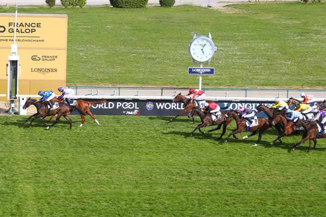Photo d'arrivée de la course pmu PRIX DU GRAND PONT à LONGCHAMP le Dimanche 26 avril 2026