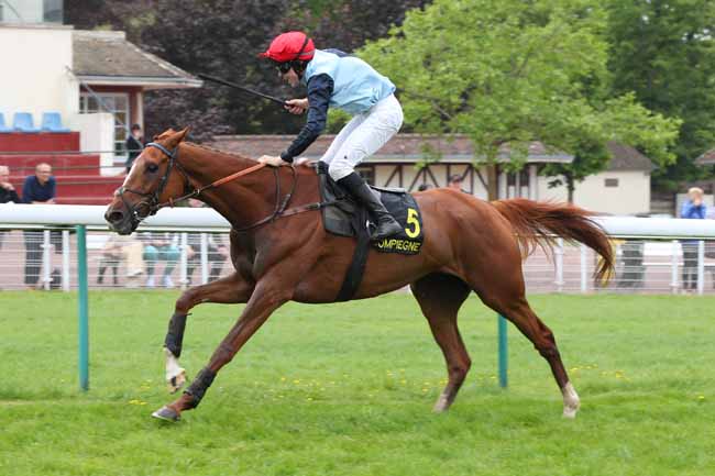 Photo d'arrivée de la course pmu PRIX ROMATI à COMPIEGNE le Lundi 4 mai 2026