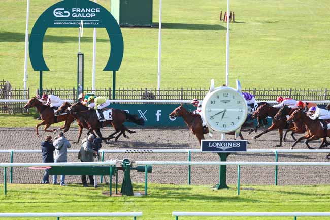 Photo d'arrivée de la course pmu PRIX DE LA FORET DU LYS à CHANTILLY le Mardi 19 mai 2026