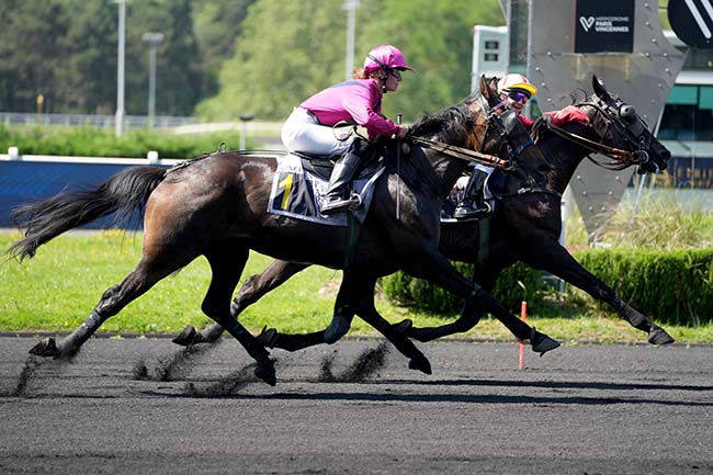 Photo d'arrivée de la course pmu PRIX BAPTISTE FERCHAUD à PARIS-VINCENNES le Mardi 26 mai 2026