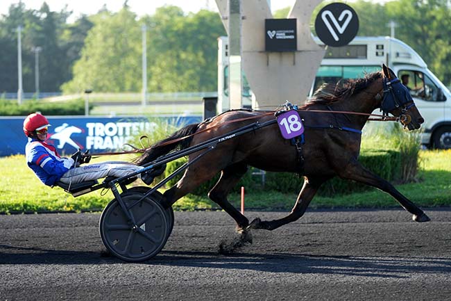 Photo d'arrivée de la course pmu PRIX PHILOMELA à PARIS-VINCENNES le Mardi 26 mai 2026