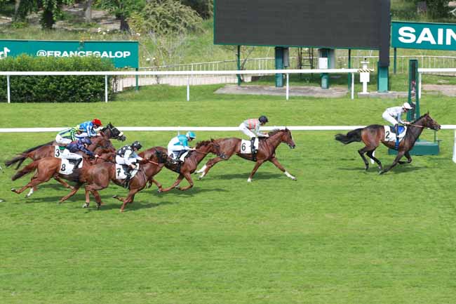 Photo d'arrivée de la course pmu PRIX COMTESSE DE LOIR à SAINT CLOUD le Vendredi 29 mai 2026