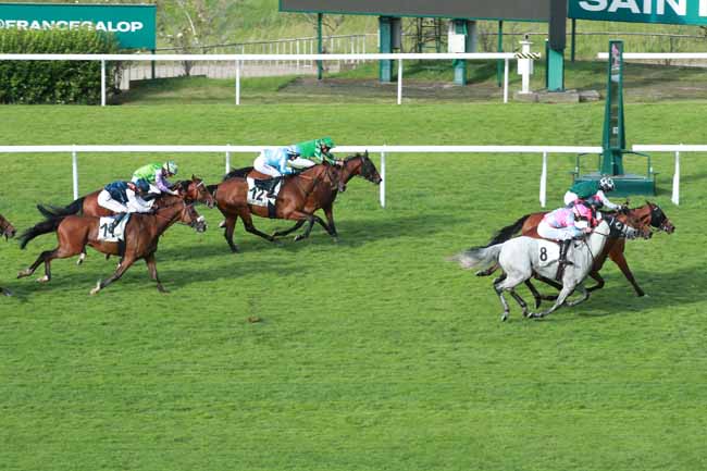 Photo d'arrivée de la course pmu PRIX DU SALON DE LA VERITE à SAINT CLOUD le Mardi 2 juin 2026