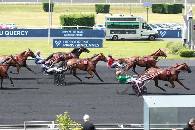 Photo d'arrivée de la course pmu PRIX DU QUERCY à PARIS-VINCENNES le Samedi 6 juin 2026