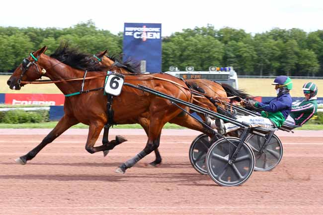 Photo d'arrivée de la course pmu PRIX DE FLEURY SUR ORNE à CAEN le Mercredi 10 juin 2026