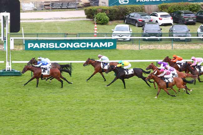 Photo d'arrivée de la course pmu PRIX DE PONTOISE à LONGCHAMP le Jeudi 11 juin 2026