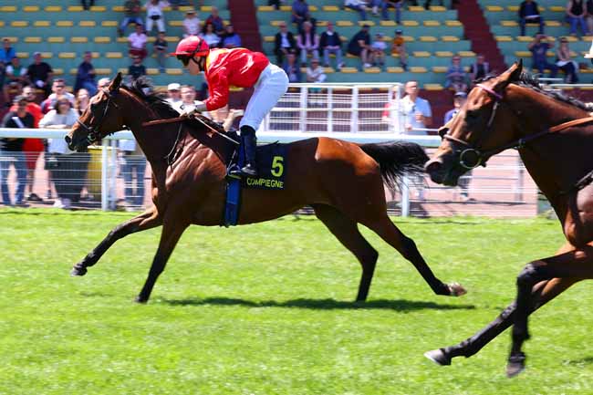 Photo d'arrivée de la course pmu PRIX DE CLERMONT DE L'OISE - CHAMPIONNAT PARIS TURF DES APPRENTIS & JEUNES JOCKEYS à COMPIEGNE le Samedi 13 juin 2026
