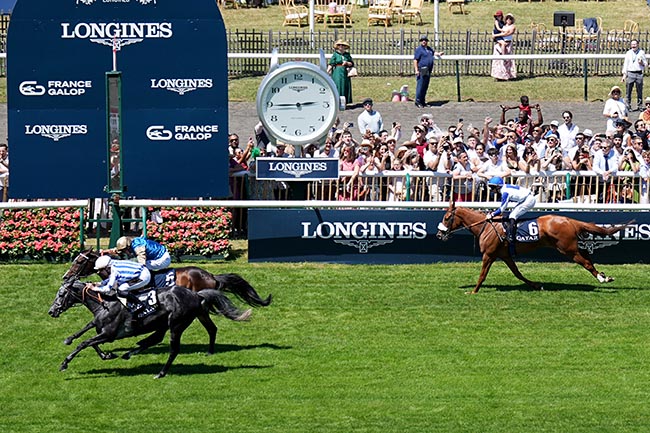 Photo d'arrivée de la course pmu QATAR DERBY DES PUR-SANG ARABES DE 4 ANS à CHANTILLY le Dimanche 14 juin 2026