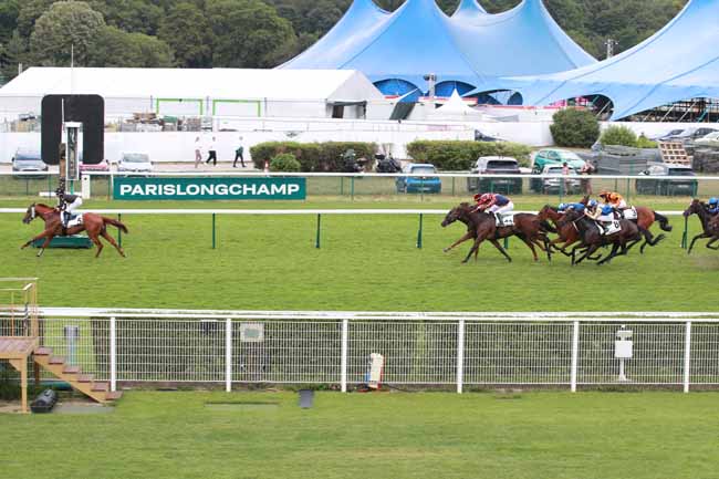 Photo d'arrivée de la course pmu PRIX DU PASSAGE DU PRADO à LONGCHAMP le Jeudi 18 juin 2026