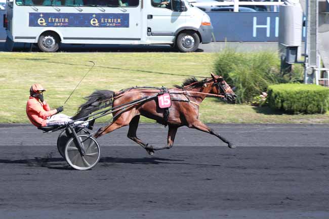 Photo d'arrivée de la course pmu PRIX ALBERT VIEL à PARIS-VINCENNES le Dimanche 21 juin 2026