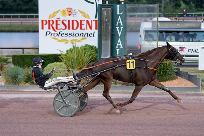 Photo d'arrivée de la course pmu PRIX DE LA COTE DE NACRE à LAVAL le Jeudi 25 juin 2026