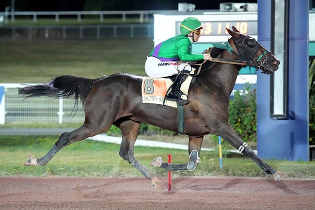 Photo d'arrivée de la course pmu PRIX DE CREPY-EN-VALOIS à ENGHIEN le Samedi 27 juin 2026