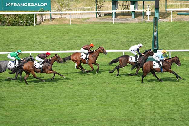 Photo d'arrivée de la course pmu PRIX ARMOS à SAINT CLOUD le Dimanche 28 juin 2026