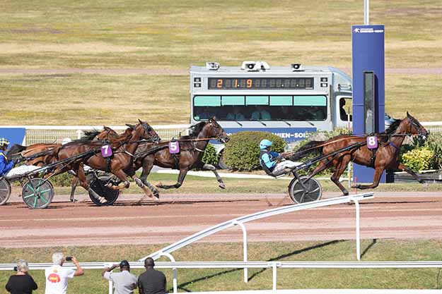 Photo d'arrivée de la course pmu PRIX DE ROME à ENGHIEN le Samedi 4 juillet 2026