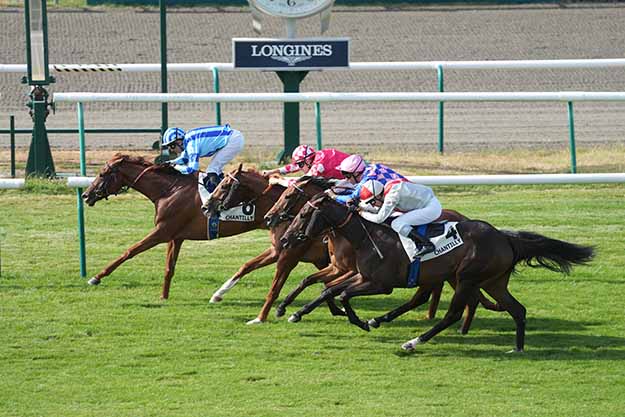 Photo d'arrivée de la course pmu PRIX DE FLEURUS à CHANTILLY le Mardi 7 juillet 2026