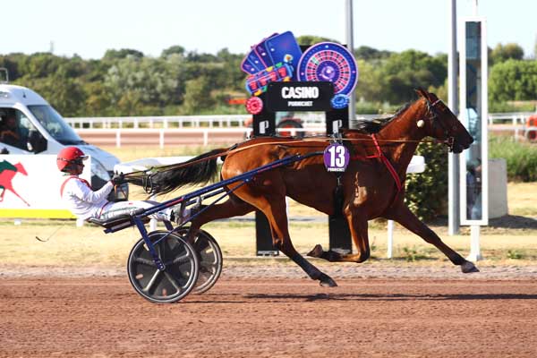 Photo d'arrivée de la course pmu PRIX DU CROISE LAROCHE à PORNICHET le Mercredi 8 juillet 2026