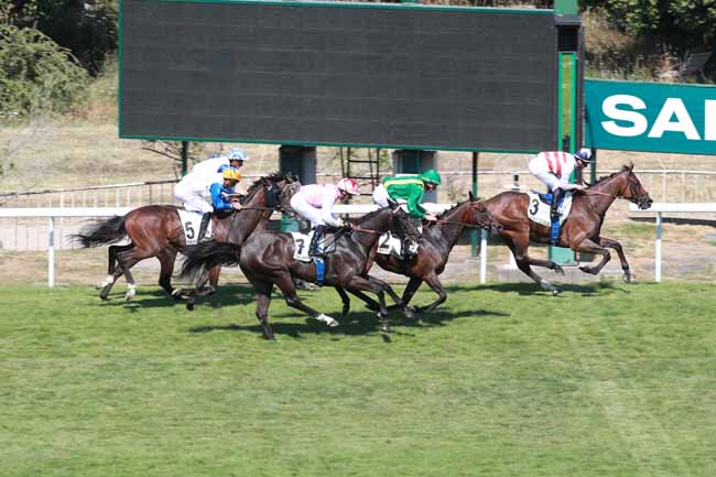 Photo d'arrivée de la course pmu PRIX MIEUXCE à SAINT CLOUD le Mercredi 8 juillet 2026