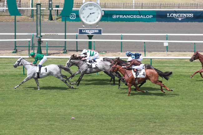 Photo d'arrivée de la course pmu PRIX DE LA PEPINIERE à CHANTILLY le Dimanche 19 juillet 2026