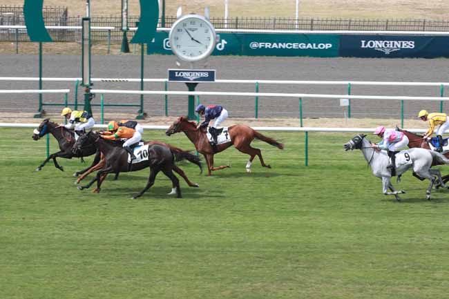 Photo d'arrivée de la course pmu PRIX RIVER MEMORIES à CHANTILLY le Dimanche 19 juillet 2026