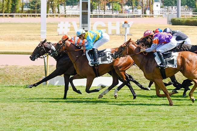 Photo d'arrivée de la course pmu PRIX MARC PIMBONNET (PRIX KENWAY) à VICHY le Lundi 20 juillet 2026