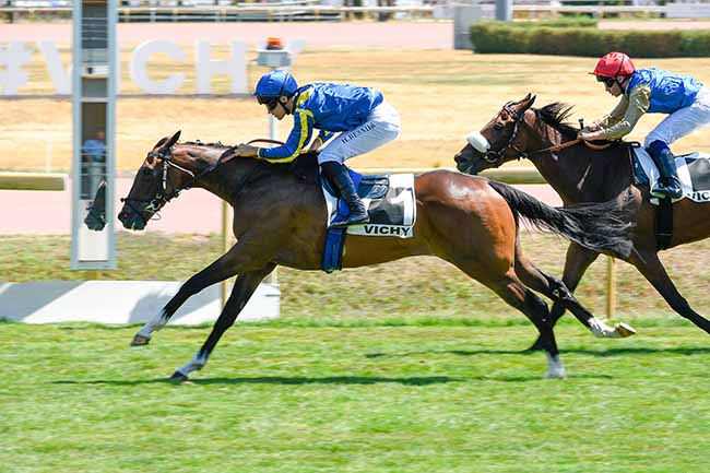 Photo d'arrivée de la course pmu PRIX JACQUES ROSSI à VICHY le Mardi 21 juillet 2026