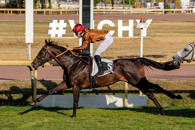 Photo d'arrivée de la course pmu PRIX DE SAINT-VOIR à VICHY le Jeudi 23 juillet 2026