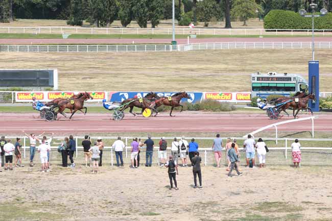 Arrivée quinté pmu PRIX DE L'HAY-LES-ROSES à ENGHIEN