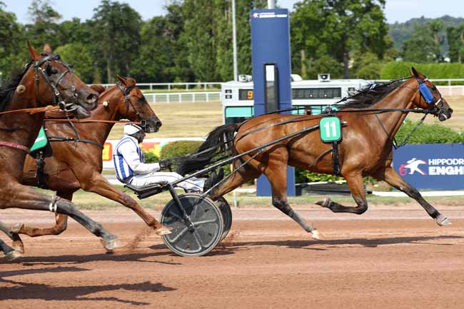 Photo d'arrivée de la course pmu PRIX D'EUROPE (PRIX JEAN-LUC LAGARDERE) à ENGHIEN le Samedi 25 juillet 2026