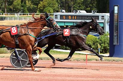 Photo d'arrivée de la course pmu PRIX DE FORGES-LES-EAUX à ENGHIEN le Dimanche 2 août 2026