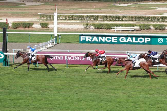 Photo d'arrivée de la course pmu PRIX DE L'AVANT-PORT D'HONFLEUR à DEAUVILLE le Mardi 4 août 2026