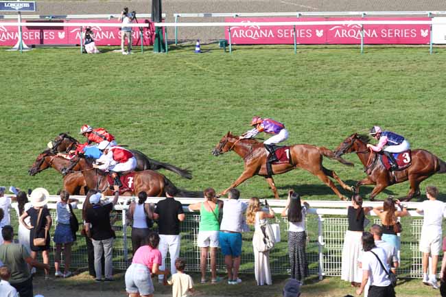 Photo d'arrivée de la course pmu ARQANA SERIES - CRITERIUM D'ETE à DEAUVILLE le Jeudi 13 août 2026