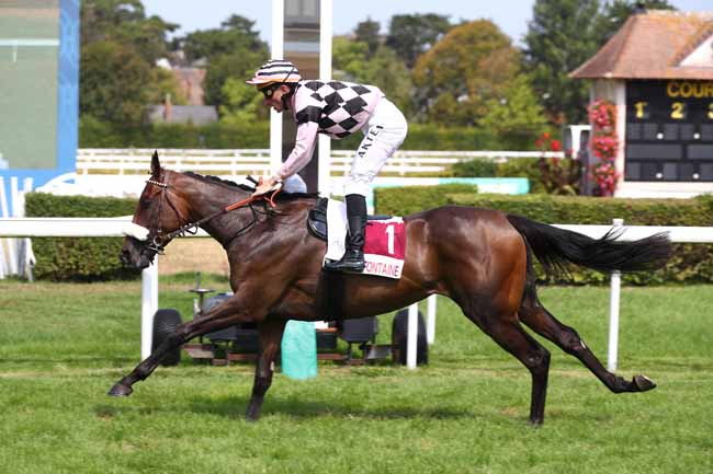 Photo d'arrivée de la course pmu PRIX DU MOTEL ASCOT A CAGNES-SUR-MER (PRIX ALTESSE V) à CLAIREFONTAINE le Vendredi 14 août 2026