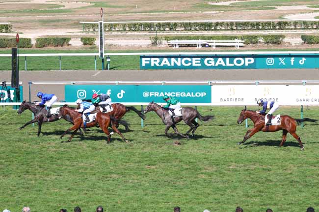 Photo d'arrivée de la course pmu PRIX DE MONTAIGU à DEAUVILLE le Samedi 22 août 2026