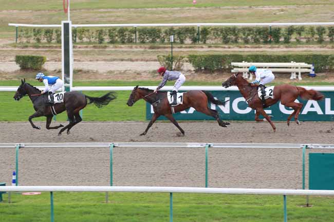 Photo d'arrivée de la course pmu PRIX DE CLARBEC à DEAUVILLE le Jeudi 27 août 2026