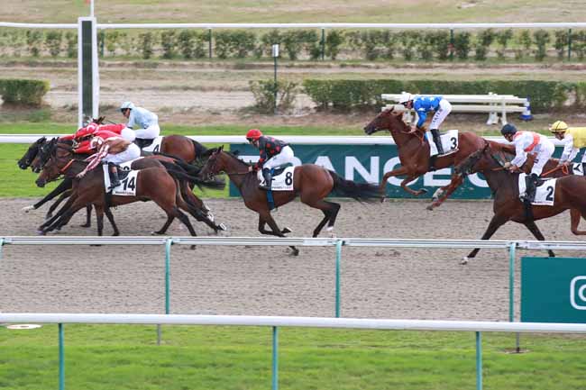 Photo d'arrivée de la course pmu PRIX DU MESNIL-EUDES à DEAUVILLE le Jeudi 27 août 2026