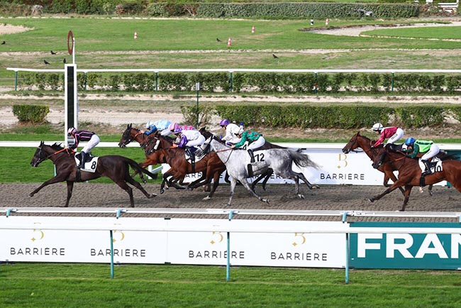 Photo d'arrivée de la course pmu PRIX DE LA CROIX L'OIGNON à DEAUVILLE le Mardi 1 septembre 2026