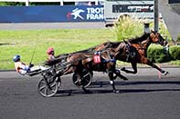 Photo d'arrivée de la course pmu PRIX DE LA ROCHE-POSAY à PARIS-VINCENNES le Samedi 5 septembre 2026