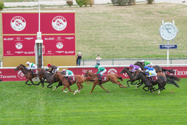 Photo d'arrivée de la course pmu QATAR PRIX VERMEILLE à LONGCHAMP le Dimanche 6 septembre 2026