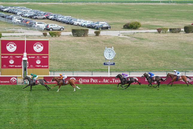 Photo d'arrivée de la course pmu QATAR PRIX DU MOULIN DE LONGCHAMP à LONGCHAMP le Dimanche 6 septembre 2026