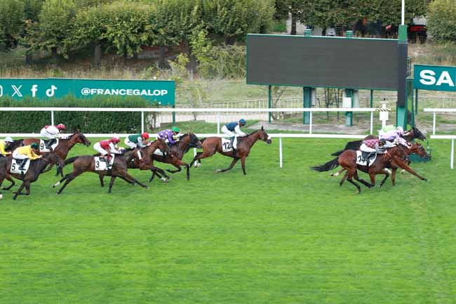 Photo d'arrivée de la course pmu PRIX DES LANDES à SAINT CLOUD le Lundi 7 septembre 2026