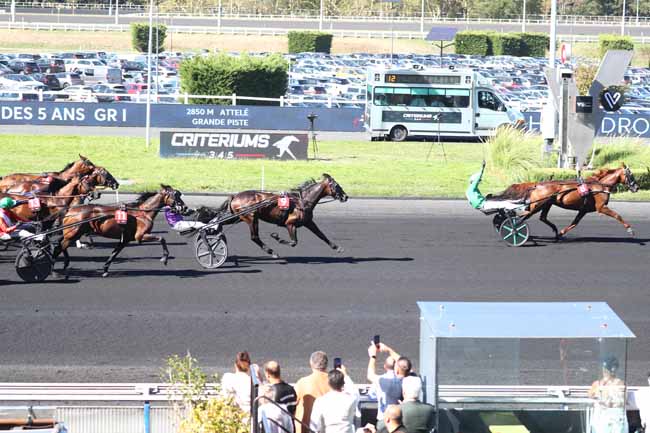 Arrivée quinté pmu CRITERIUM DES 5 ANS à PARIS-VINCENNES