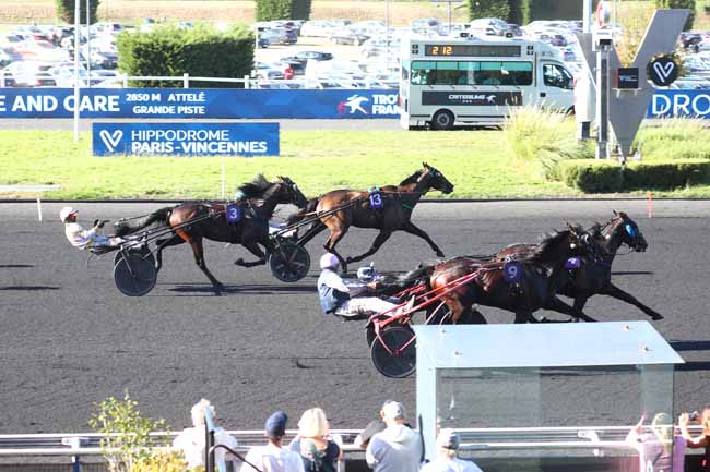 Photo d'arrivée de la course pmu PRIX ASSO PASSERELLE RACE AND CARE à PARIS-VINCENNES le Samedi 12 septembre 2026