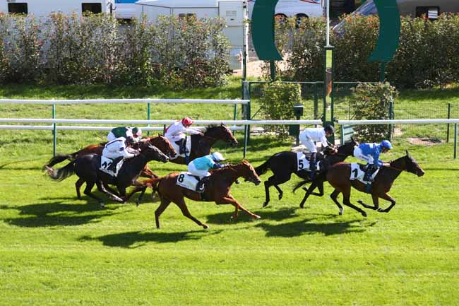 Photo d'arrivée de la course pmu PRIX DE RULLY à CHANTILLY le Lundi 14 septembre 2026