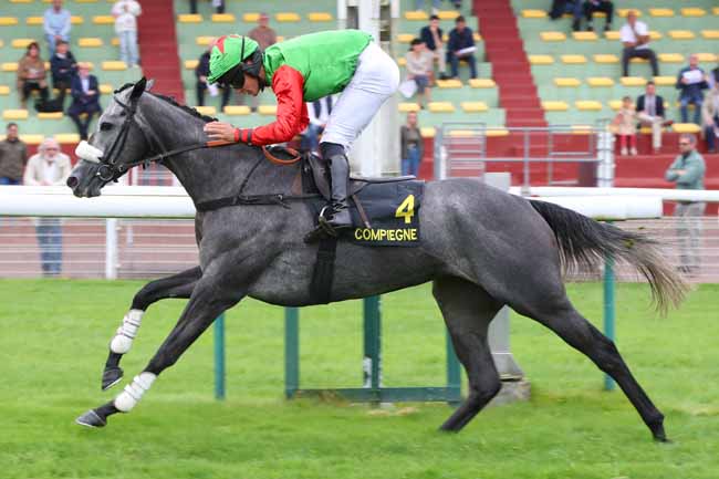 Photo d'arrivée de la course pmu PRIX D'AIX à COMPIEGNE le Mercredi 30 septembre 2026