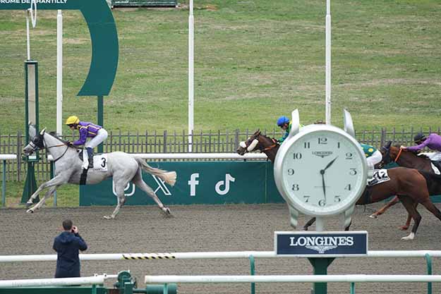Photo d'arrivée de la course pmu PRIX DE SAINT-IMIER à CHANTILLY le Mercredi 7 octobre 2026